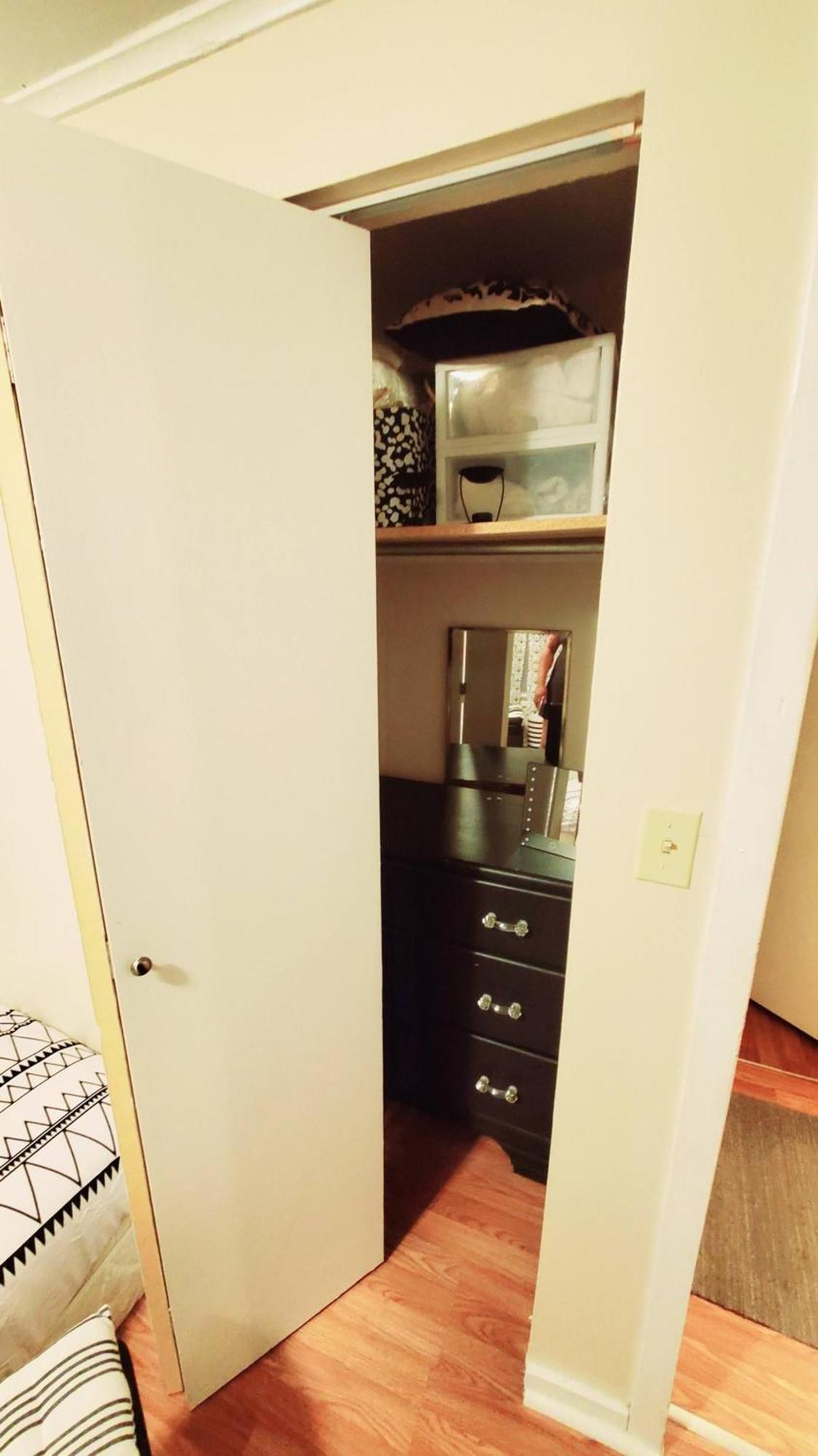 Room In Guest Room - Black-White Rm By Yale U New Haven Luaran gambar